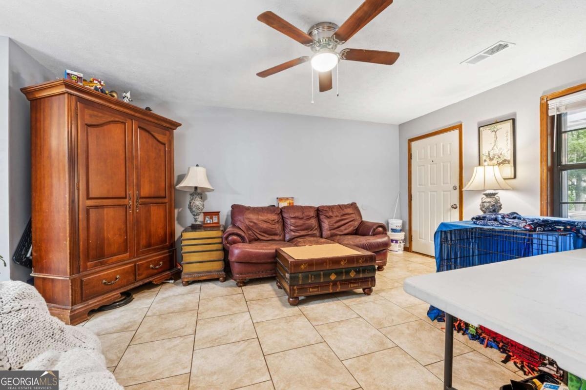 Charleston Square - Residential Income