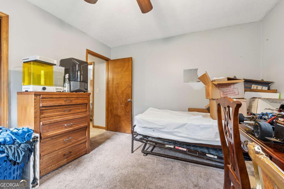Charleston Square - Residential Income