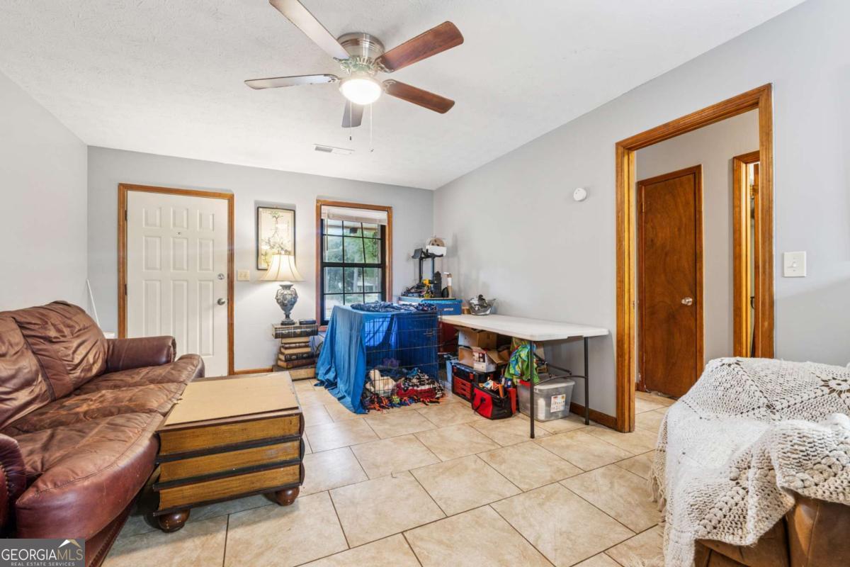Charleston Square - Residential Income