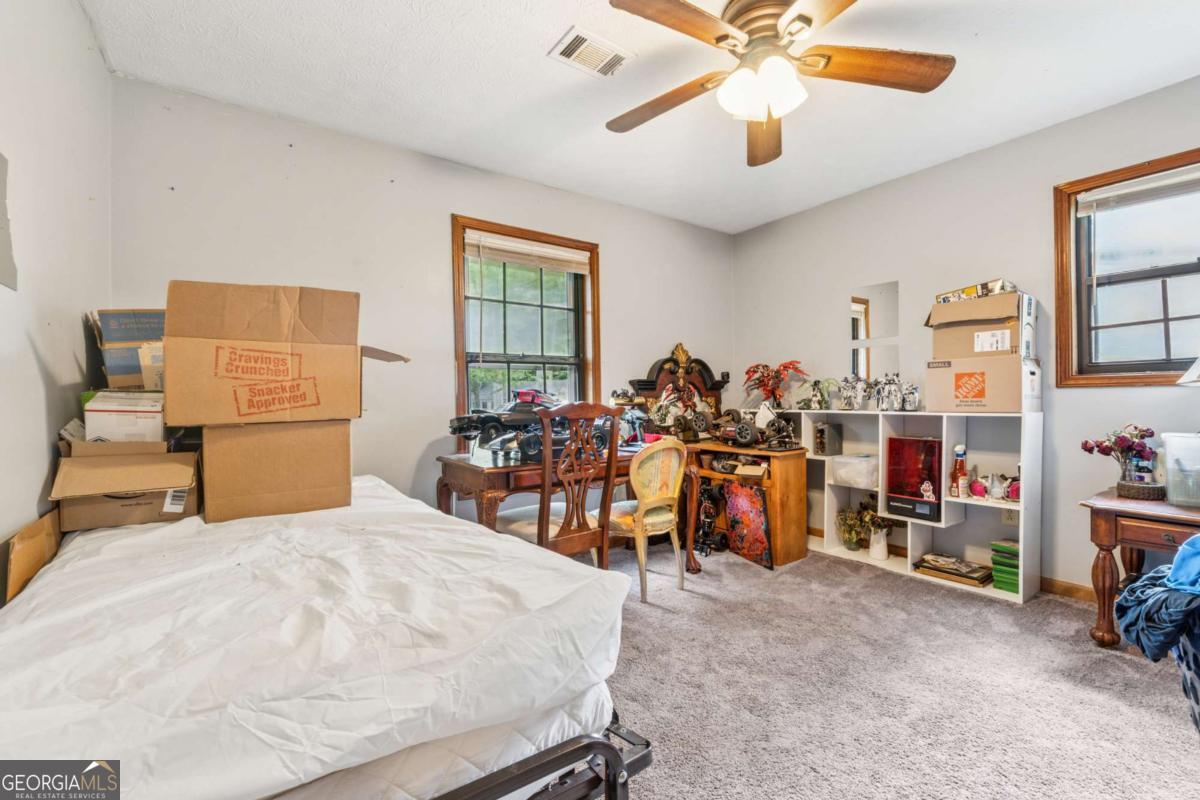 Charleston Square - Residential Income