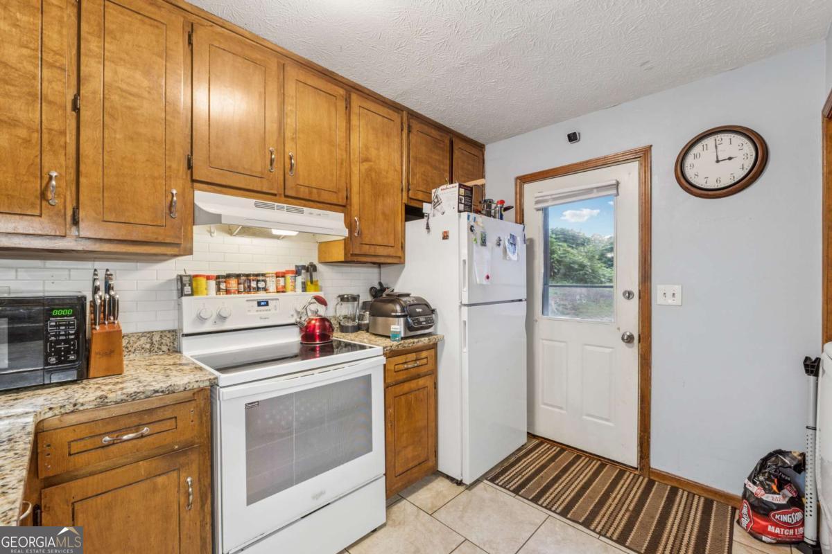 Charleston Square - Residential Income