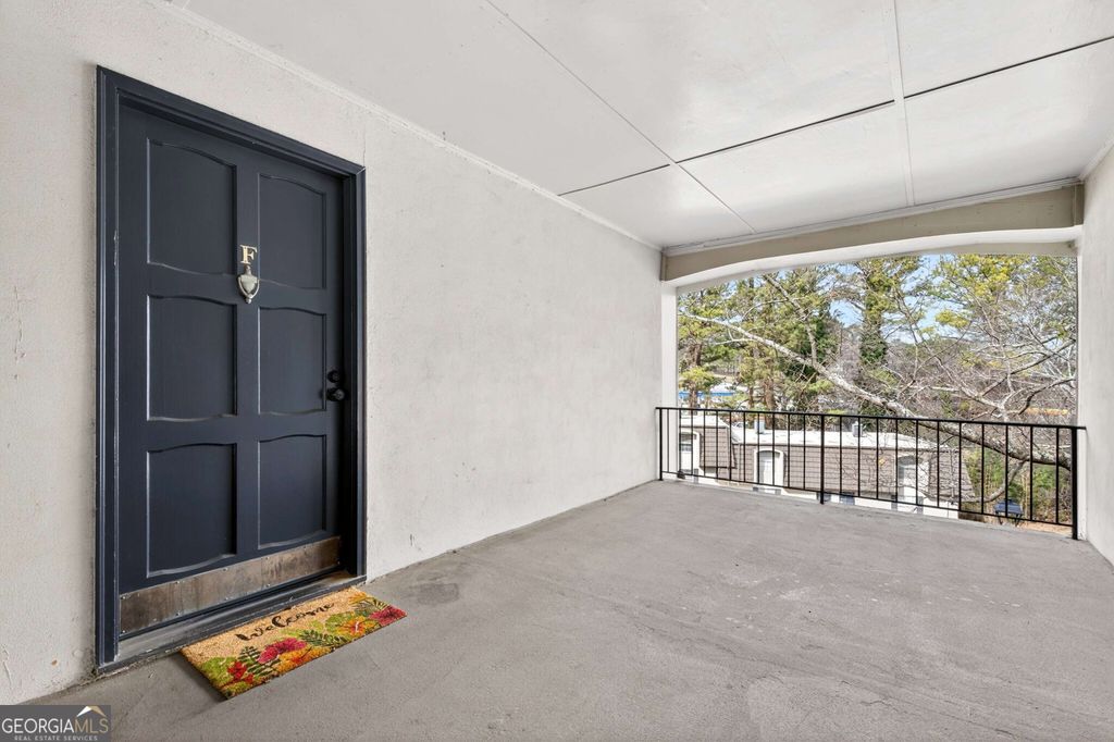 Photo of 725 Dalrymple Road NE #5F, Sandy Springs, GA 30328 (MLS # 10680424)