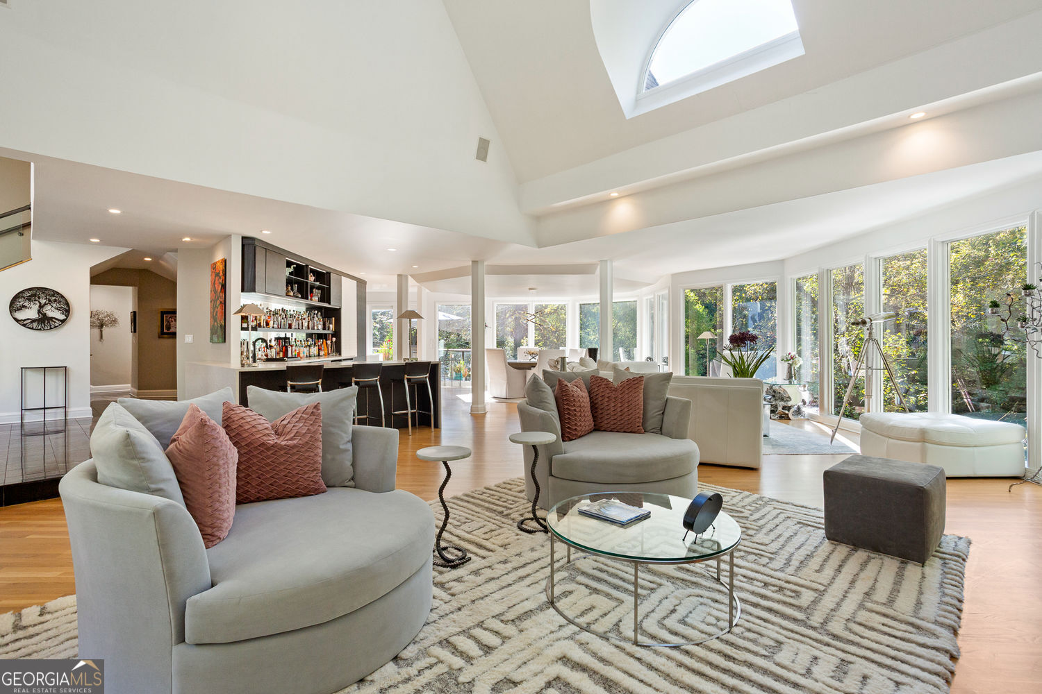 3906 Paces Ferry RD NW