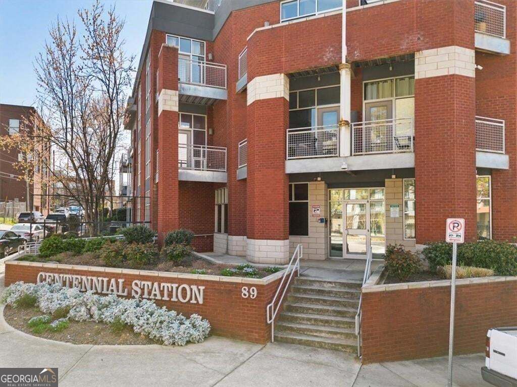 Photo of 89 MANGUM Street SW #119, Atlanta, GA 30313 (MLS # 10850570)