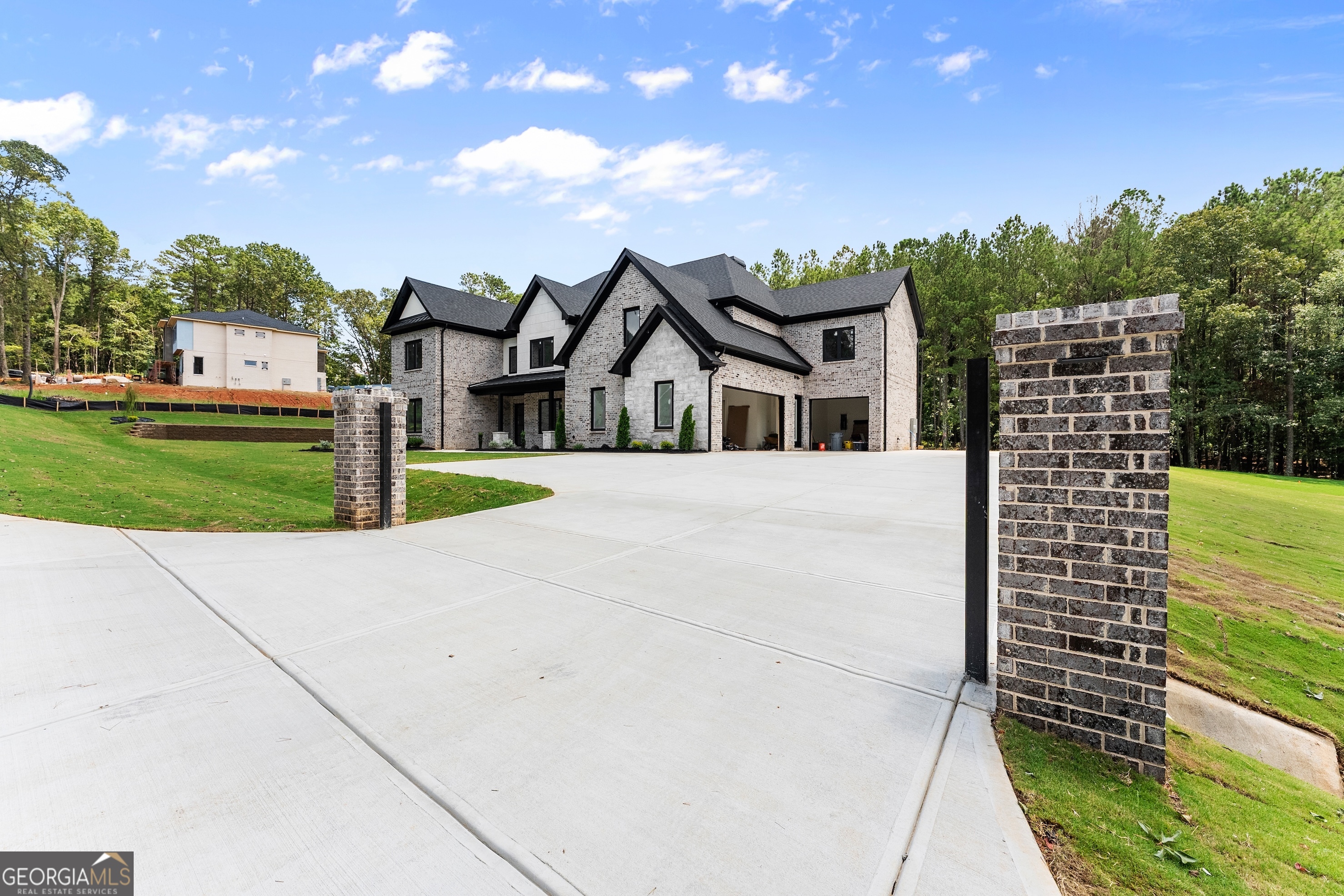 1682 Mineral Springs RD