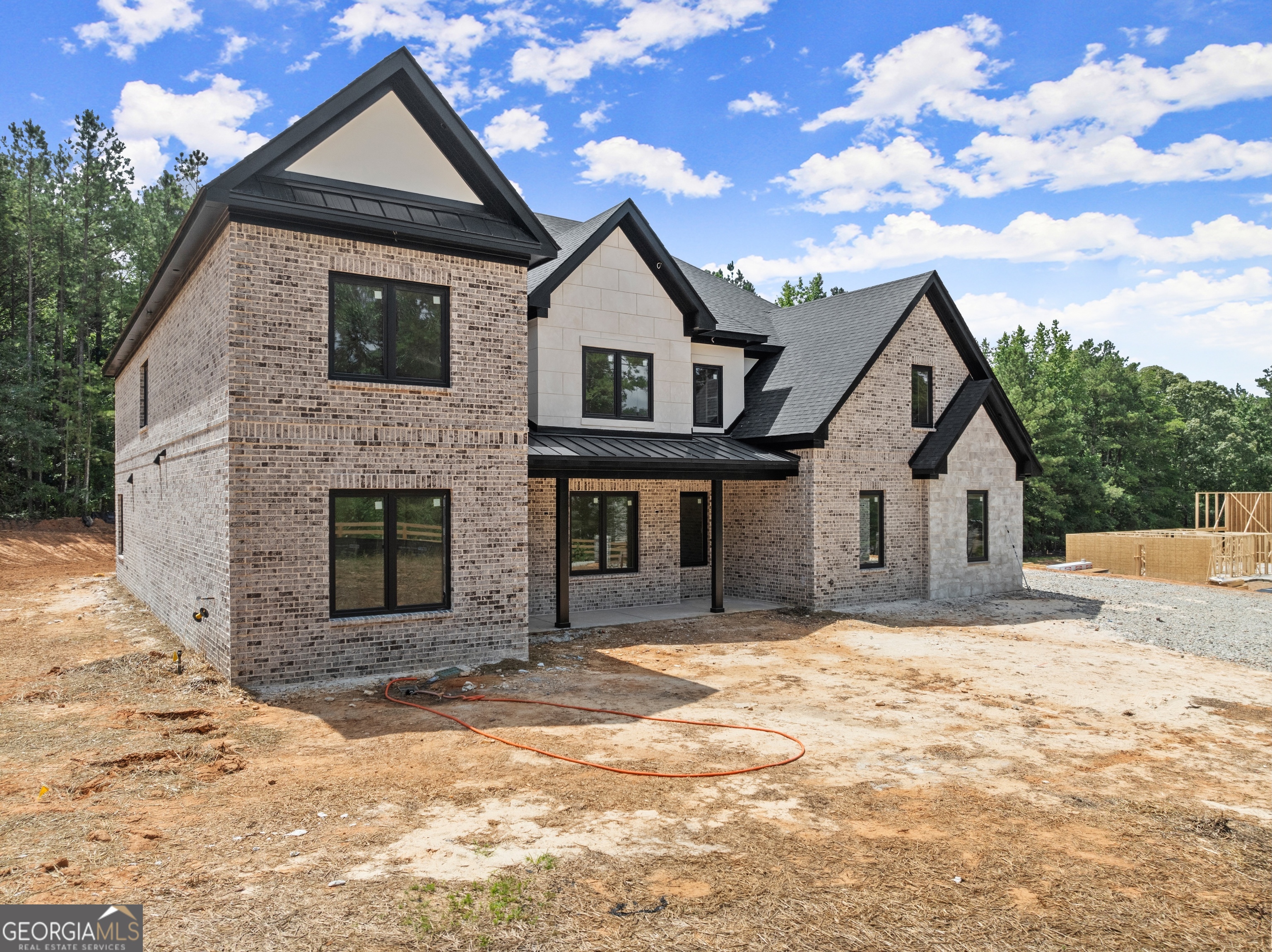 1682 Mineral Springs RD