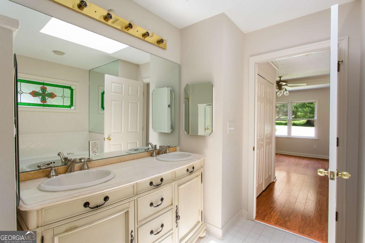 Lithia Springs, Georgia 30122, United States, 3 Bedrooms Bedrooms, ,3 BathroomsBathrooms,Residential,Active,158839