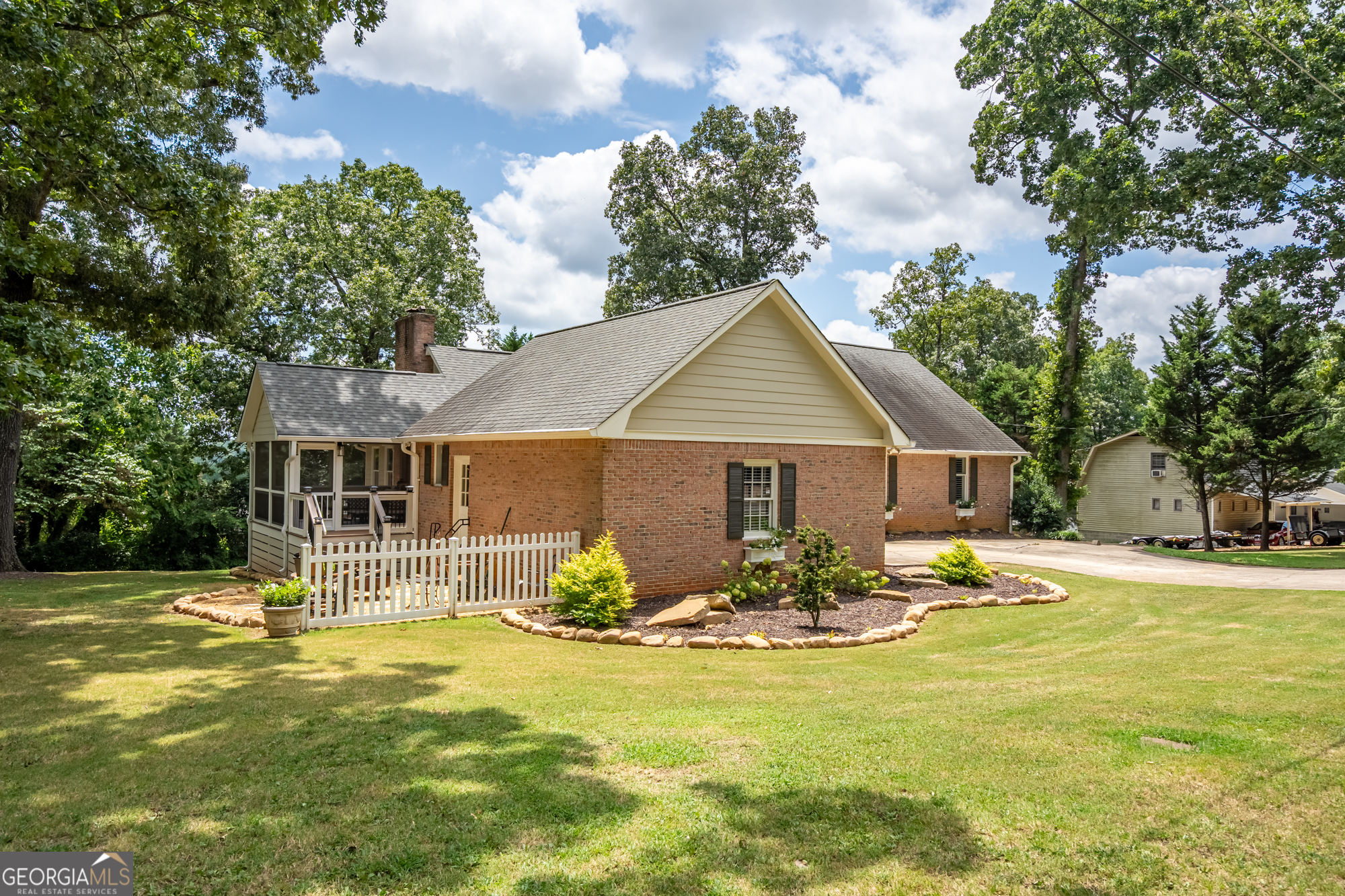 64 Virginia CIR