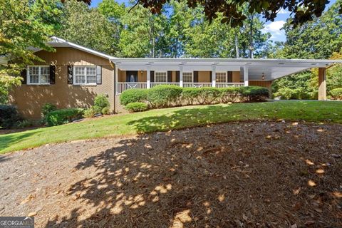 Photo of 840 Hickory Drive SW, Marietta, GA 30064 (MLS # 10606436)