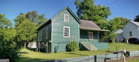 A home in Lagrange