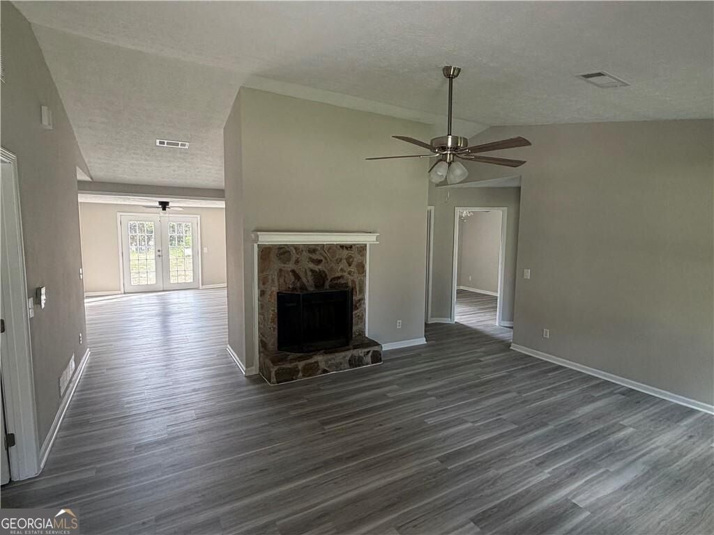 3321 Mustang DR