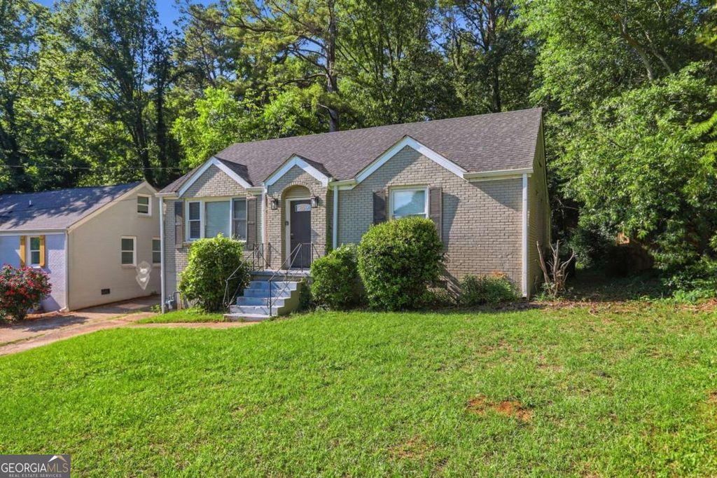 Photo of 1954 Wildwood Drive, Decatur, GA 30032 (MLS # 10765751)