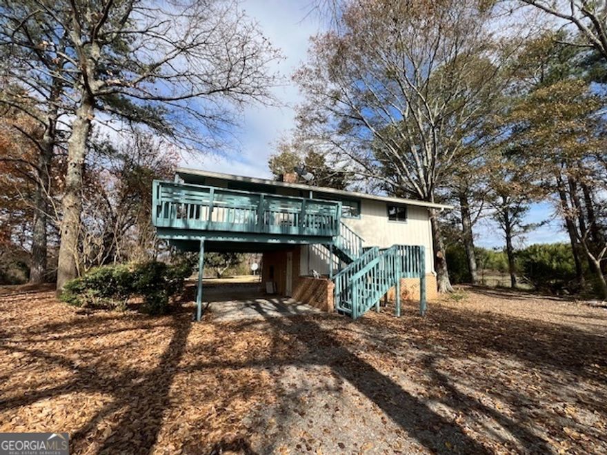 For Lease ONLY.  County Home with 4 Bedroom 2 Bathroom on a half-acre lot. Interior consists of Downstairs: 2 bedrooms & 1 Bath, and Laundry; Upstairs: 2 bedrooms & 1 Bath, Family Room, Kitchen, Fireplace.  This home is apx 1,586 sq. ft. and total electric. Roopville school district but convenient to Carrollton/LaGrange/Newnan.  Agents see private remarks.    (BEWARD OF SCAMS....WE DO NOT ASK YOU TO WIRE MONEY OR REQUEST PAYMENT THRU PAYMENT APP). Application fee of $100 per person fee is non-refundable. No pets allowed. Email TripleRRealEstate@gmail.com for Full Application Requirements. Rental Rate is $1300 per month Plus $1300 Security Deposit.