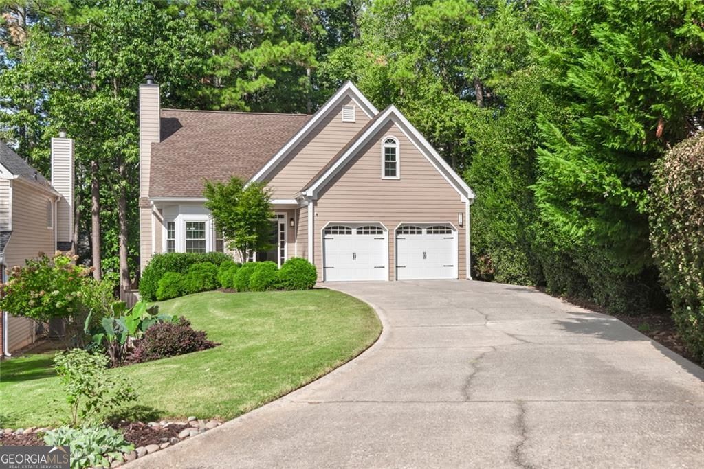 555 S Riversong LN