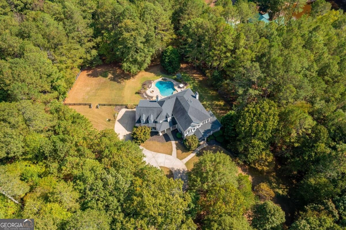 15895 Henderson RD