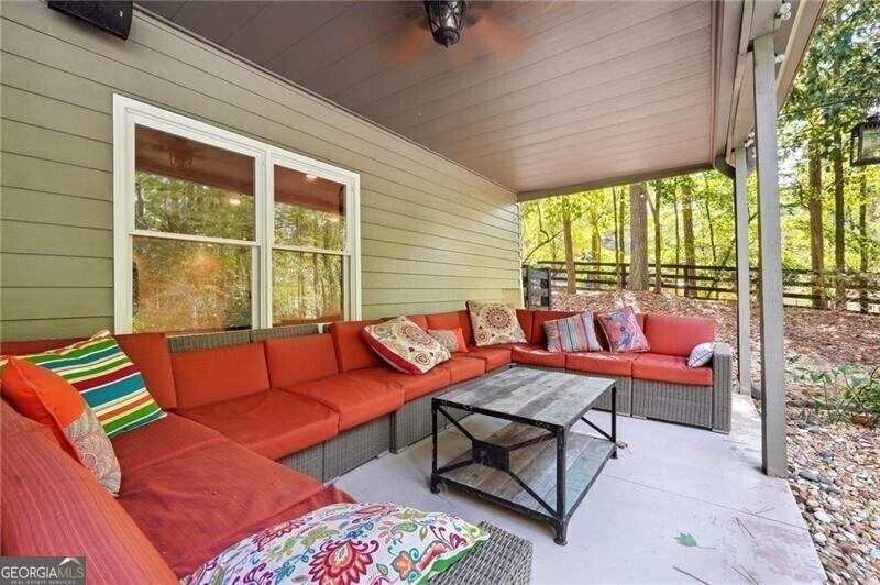 Canton, Georgia 30115, United States, 8 Bedrooms Bedrooms, ,6 BathroomsBathrooms,Residential,Active,69549