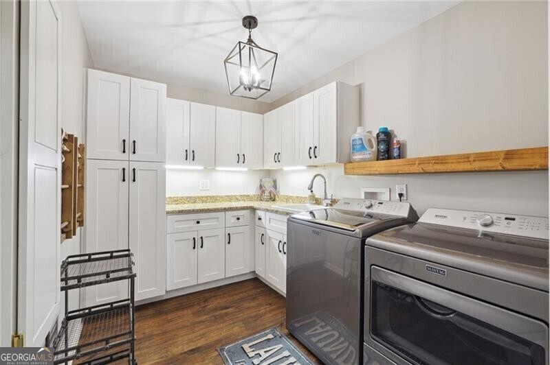 Canton, Georgia 30115, United States, 8 Bedrooms Bedrooms, ,6 BathroomsBathrooms,Residential,Active,69549