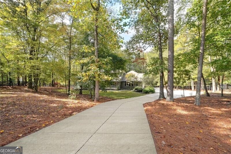 Canton, Georgia 30115, United States, 8 Bedrooms Bedrooms, ,6 BathroomsBathrooms,Residential,Active,69549