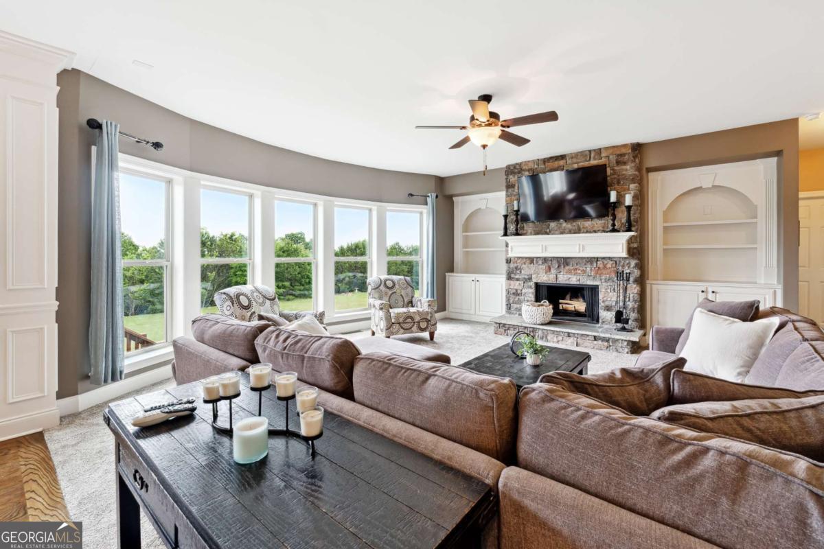 5070 Laurel Ridge DR
