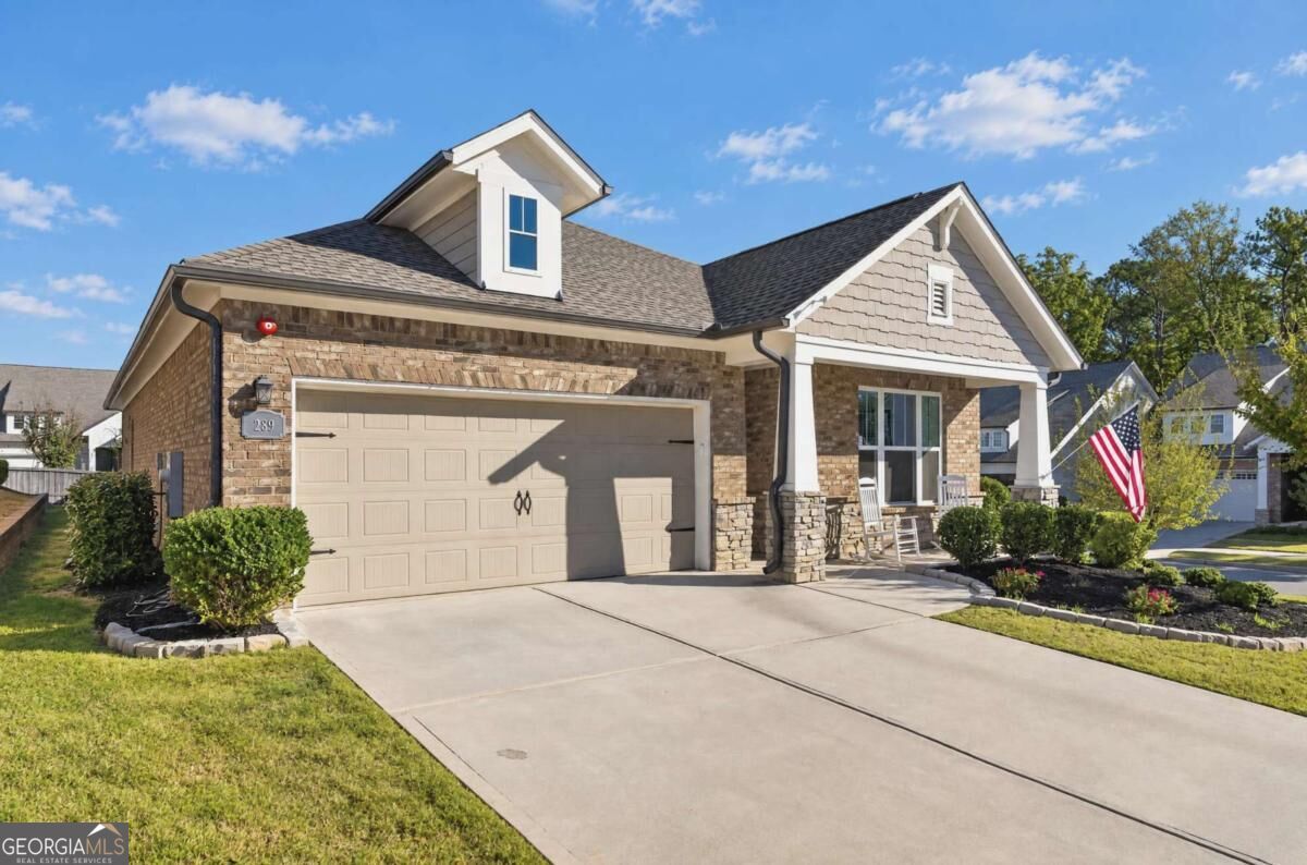 239 Floral Valley DR