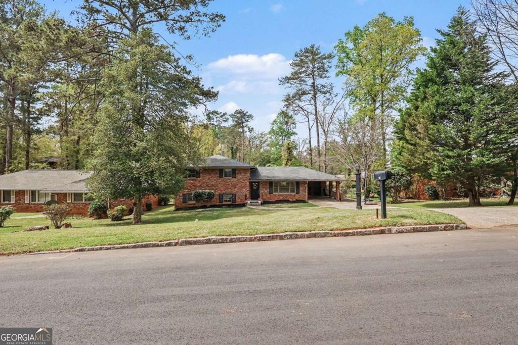 Photo of 2257 Colleen Court, Decatur, GA 30032 (MLS # 10722351)