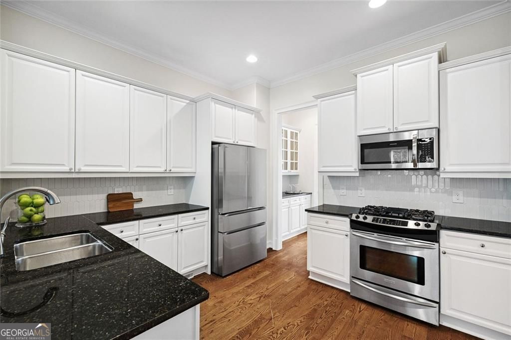 Chamblee, Georgia 30341, United States, 3 Bedrooms Bedrooms, ,4 BathroomsBathrooms,Residential,Active,160040