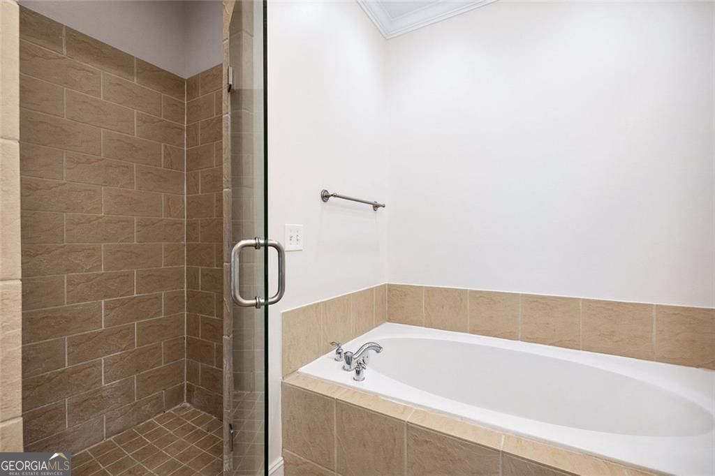 Chamblee, Georgia 30341, United States, 3 Bedrooms Bedrooms, ,4 BathroomsBathrooms,Residential,Active,160040