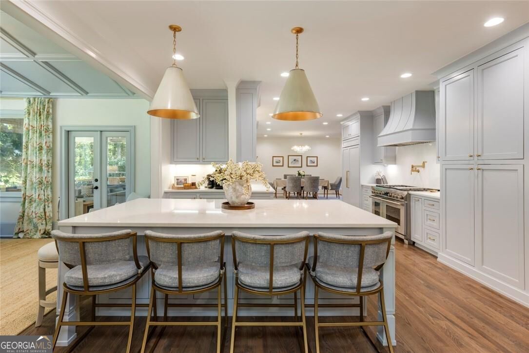 300 Chesterton CIR
