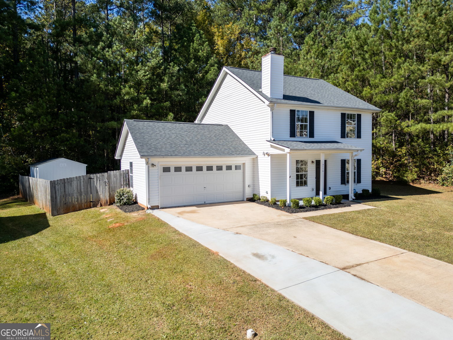 9118 Sterling Lakes CIR