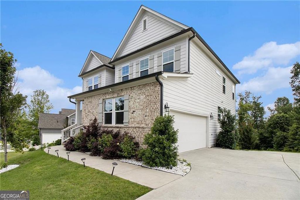 Photo of 25 Running Terrace Way, Cartersville, GA 30121 (MLS # 10588609)