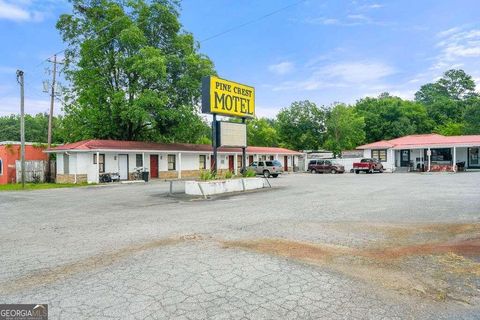 Photo of 3158 Martha Berry Highway NE, Rome, GA 30165 (MLS # 10196866)
