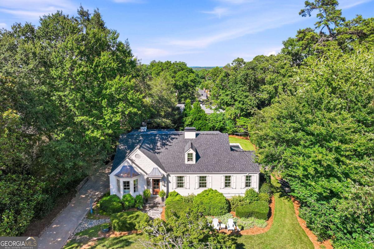 938 Cherokee RD