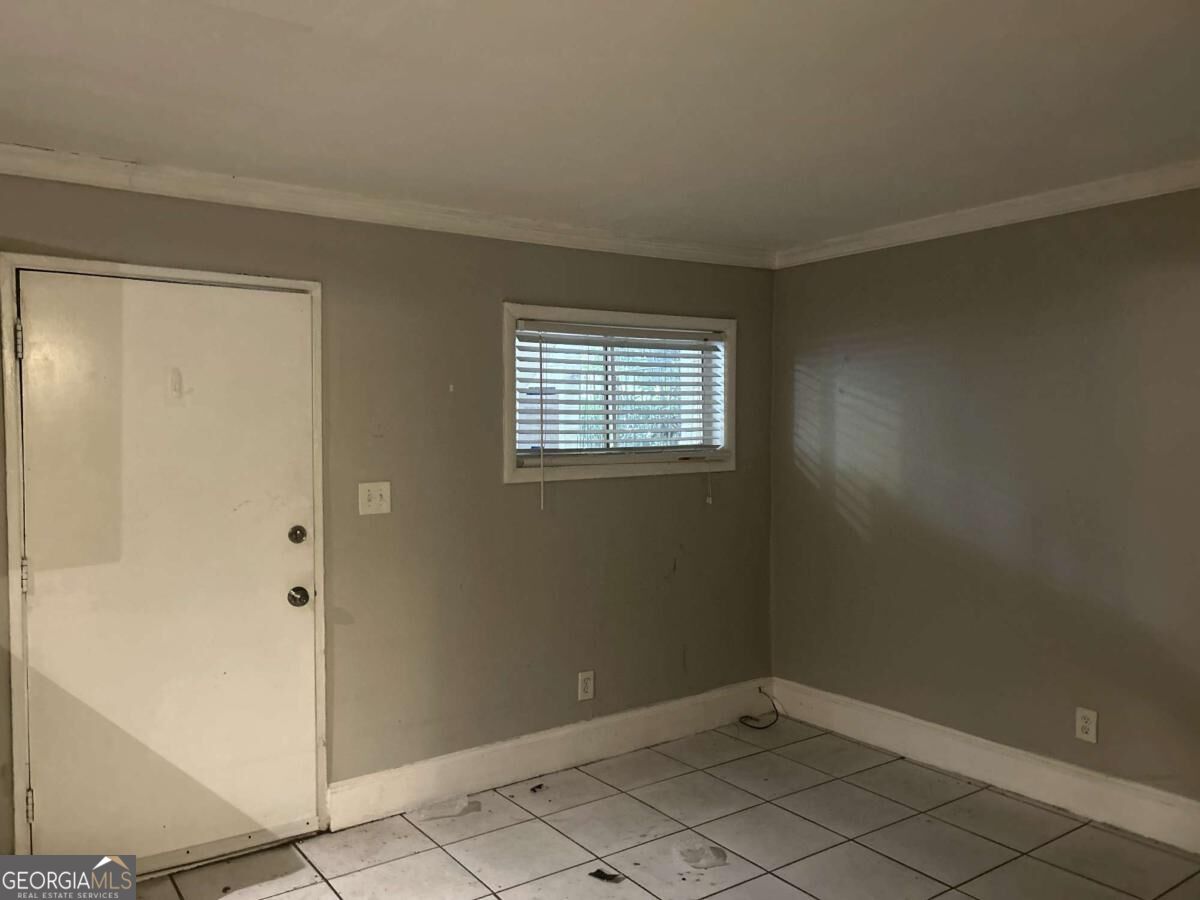 699 Argonne AVE NE 3