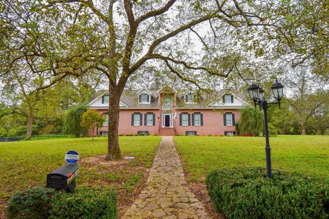 A home in Barnesville