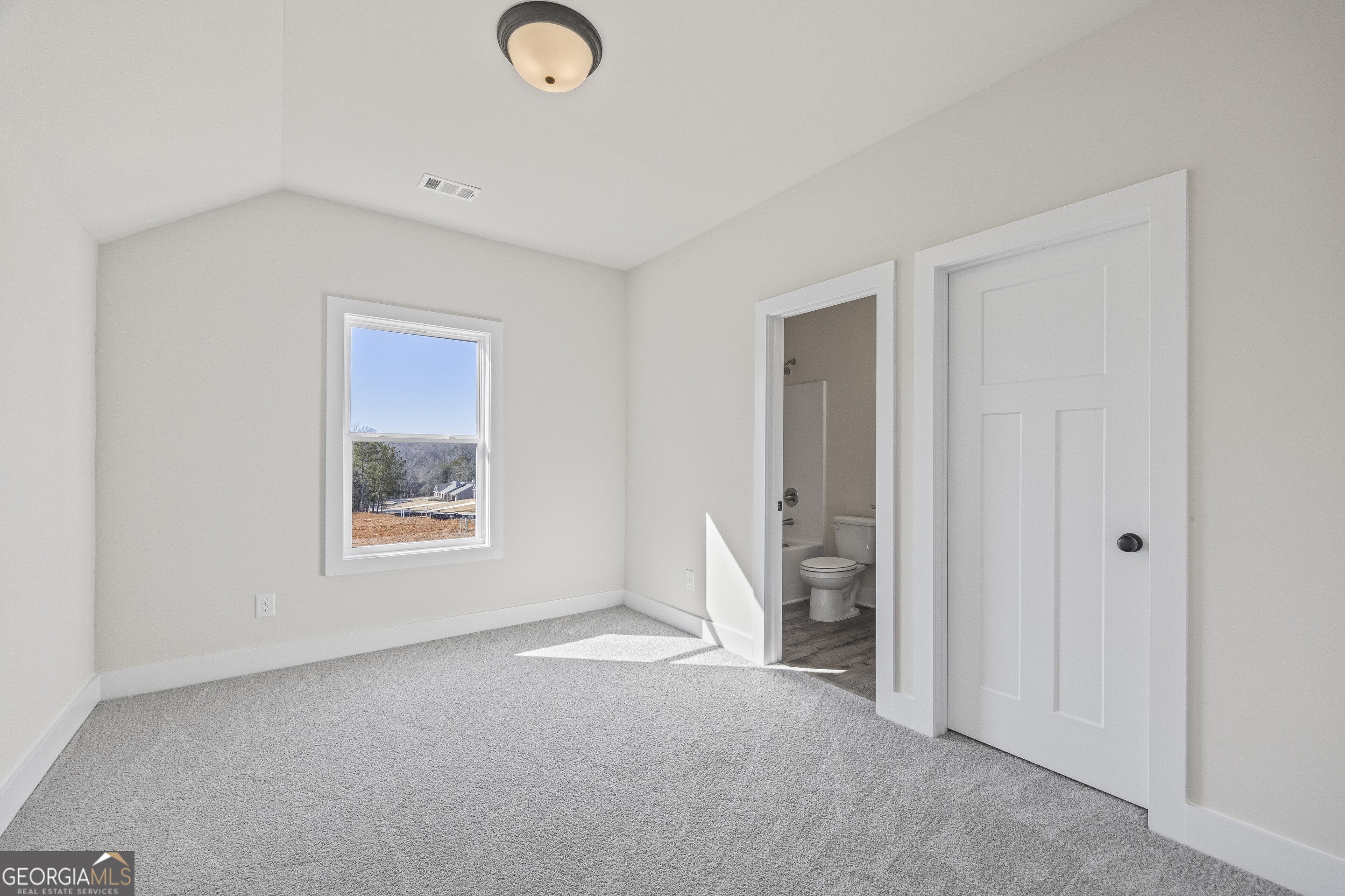 Hartwell, Georgia 30643, United States, 5 Bedrooms Bedrooms, ,4 BathroomsBathrooms,Residential,Active,163140