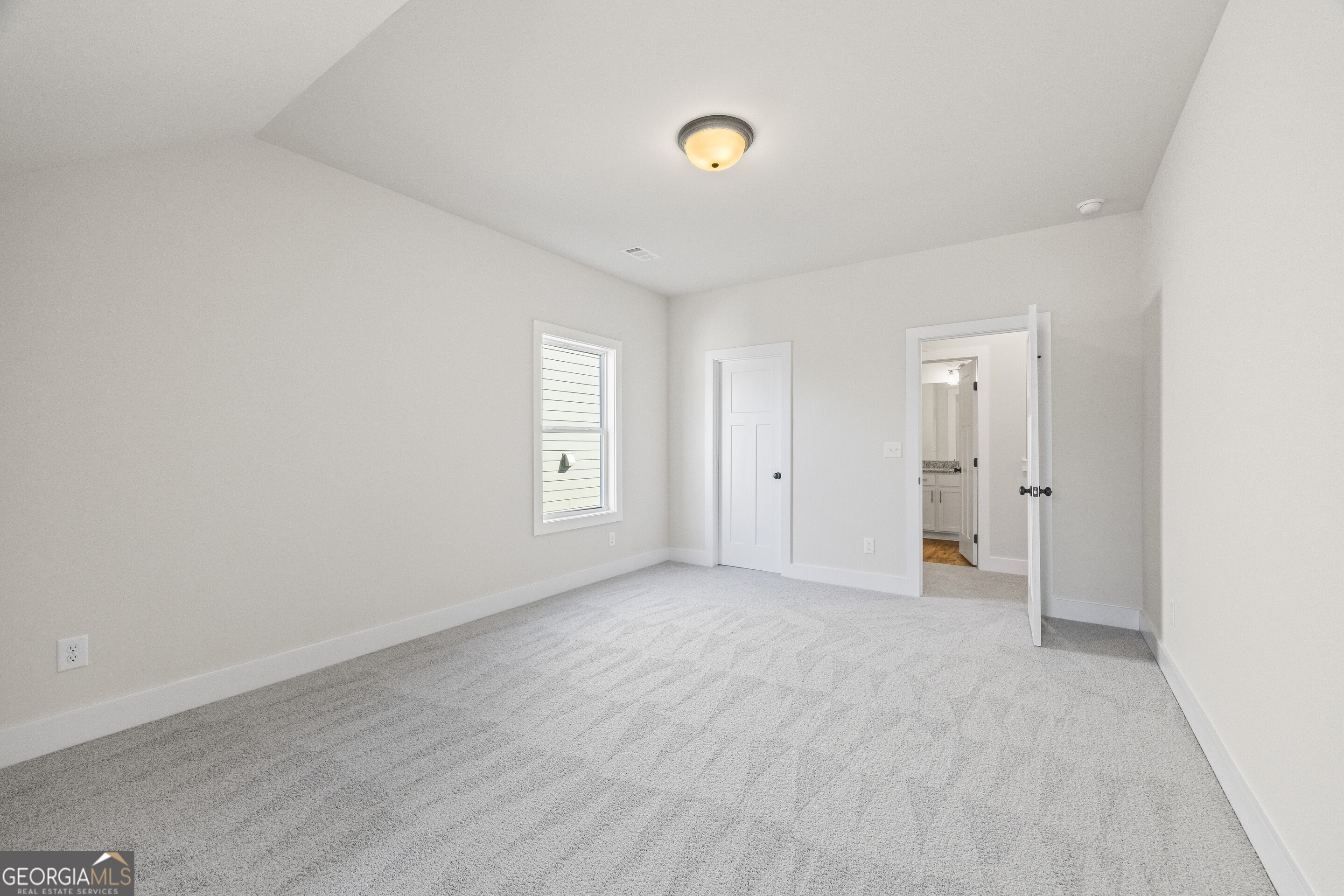 Hartwell, Georgia 30643, United States, 5 Bedrooms Bedrooms, ,4 BathroomsBathrooms,Residential,Active,163140