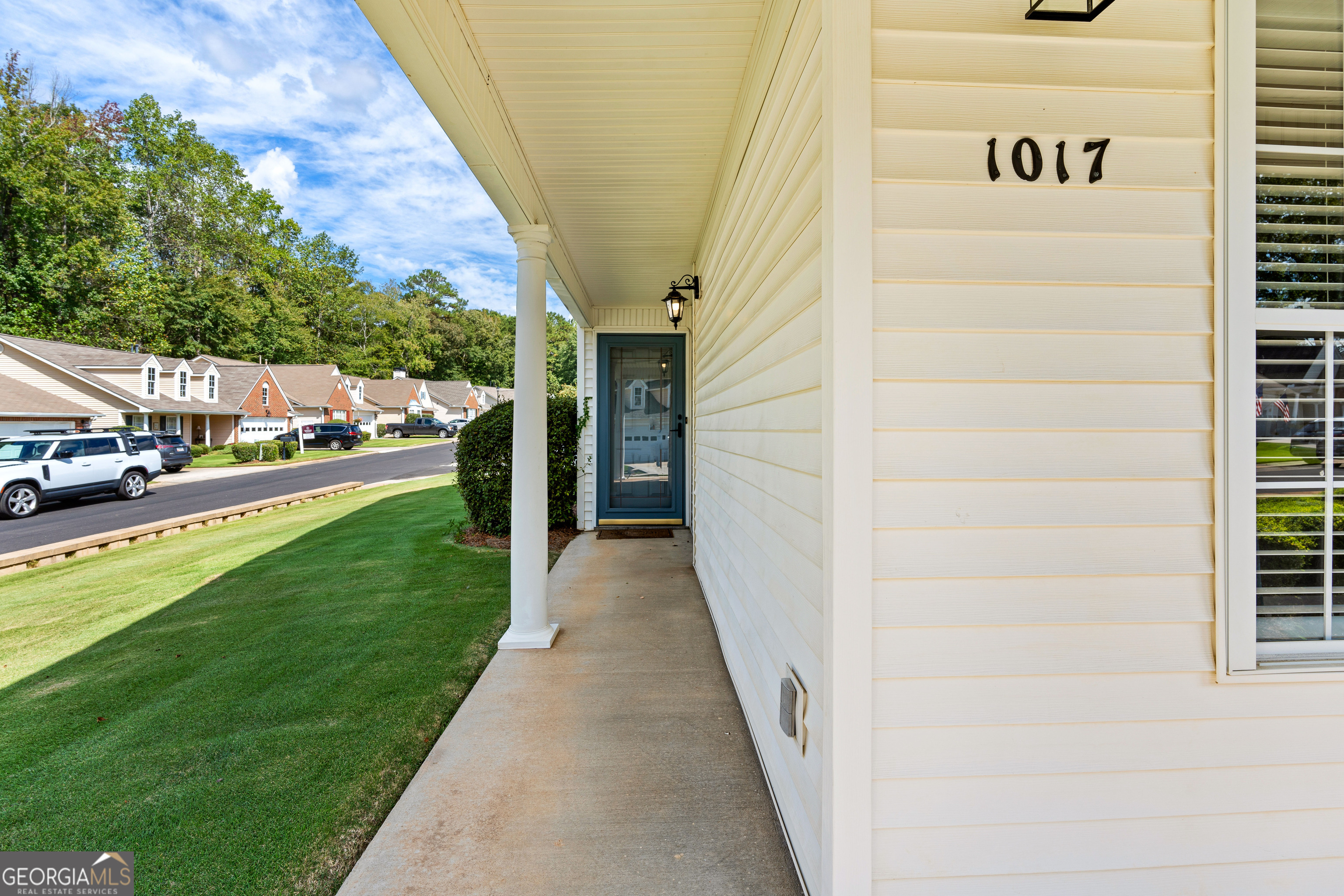1017 Pinehurst DR