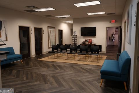 1040 Sullivan RD Newnan GA 30265