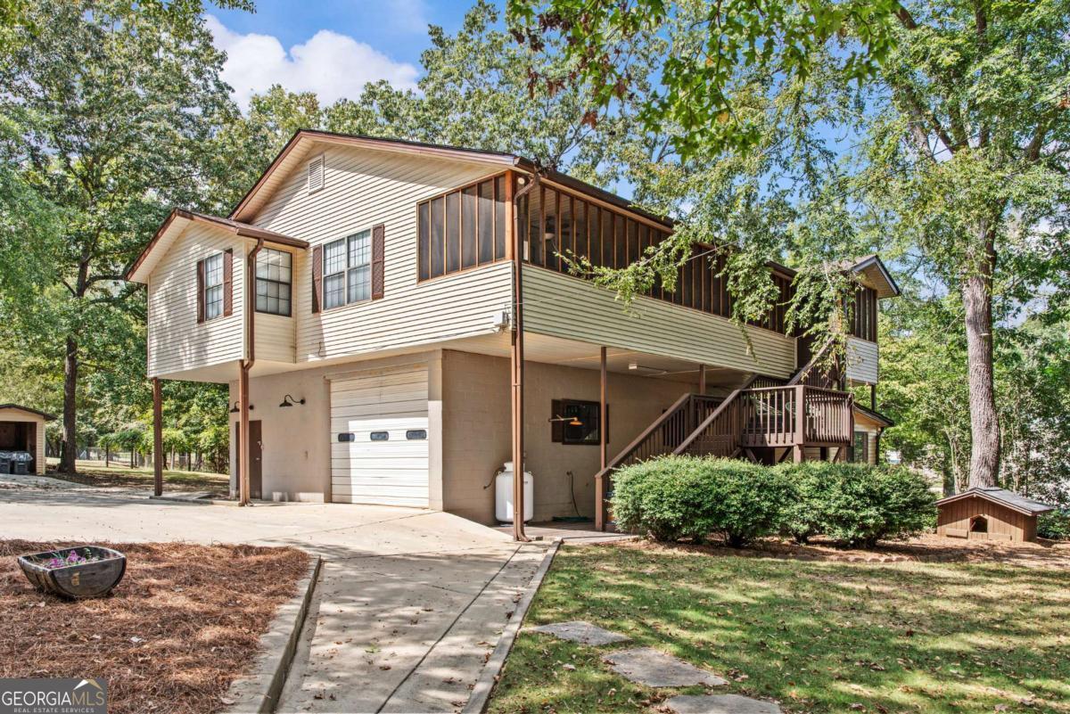 388 Possum Point DR