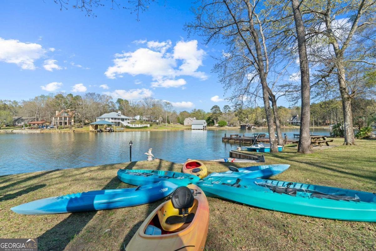 388 Possum Point DR