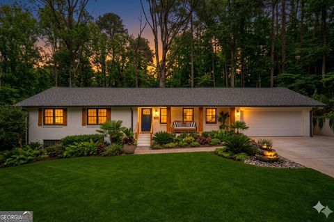 Photo of 3740 High Point Lane SW, Atlanta, GA 30331 (MLS # 10753882)