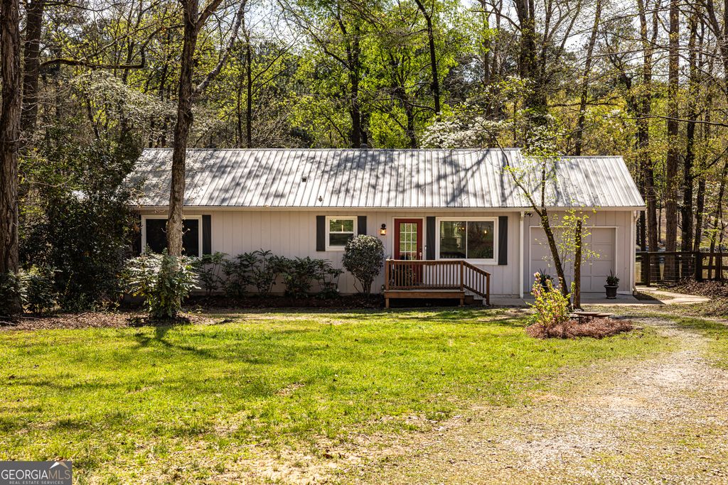 Photo of 1810 Parks Mill Drive, Greensboro, GA 30642 (MLS # 10768807)