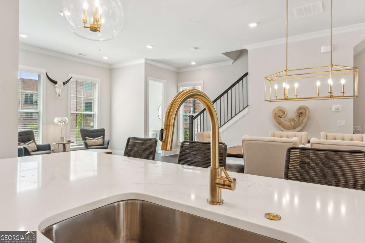 The Maxwell - Residential Lease