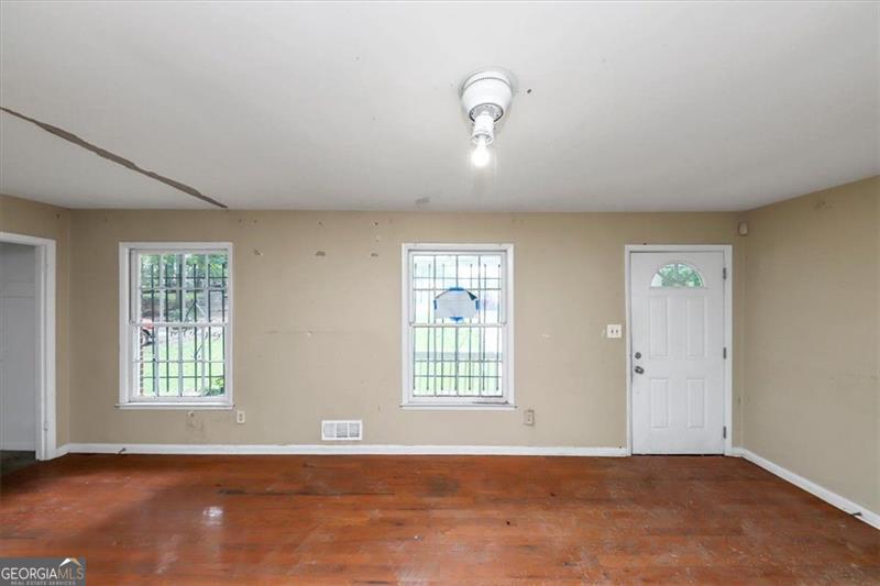 867 LYNWOOD CT