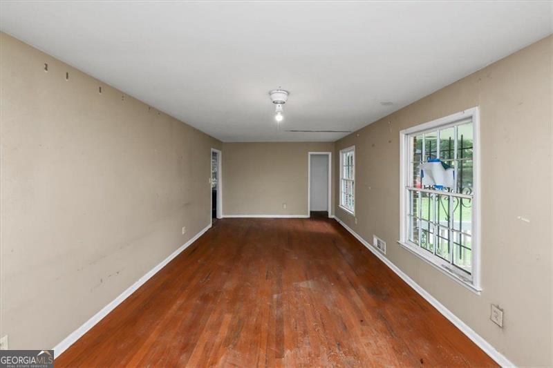 867 LYNWOOD CT