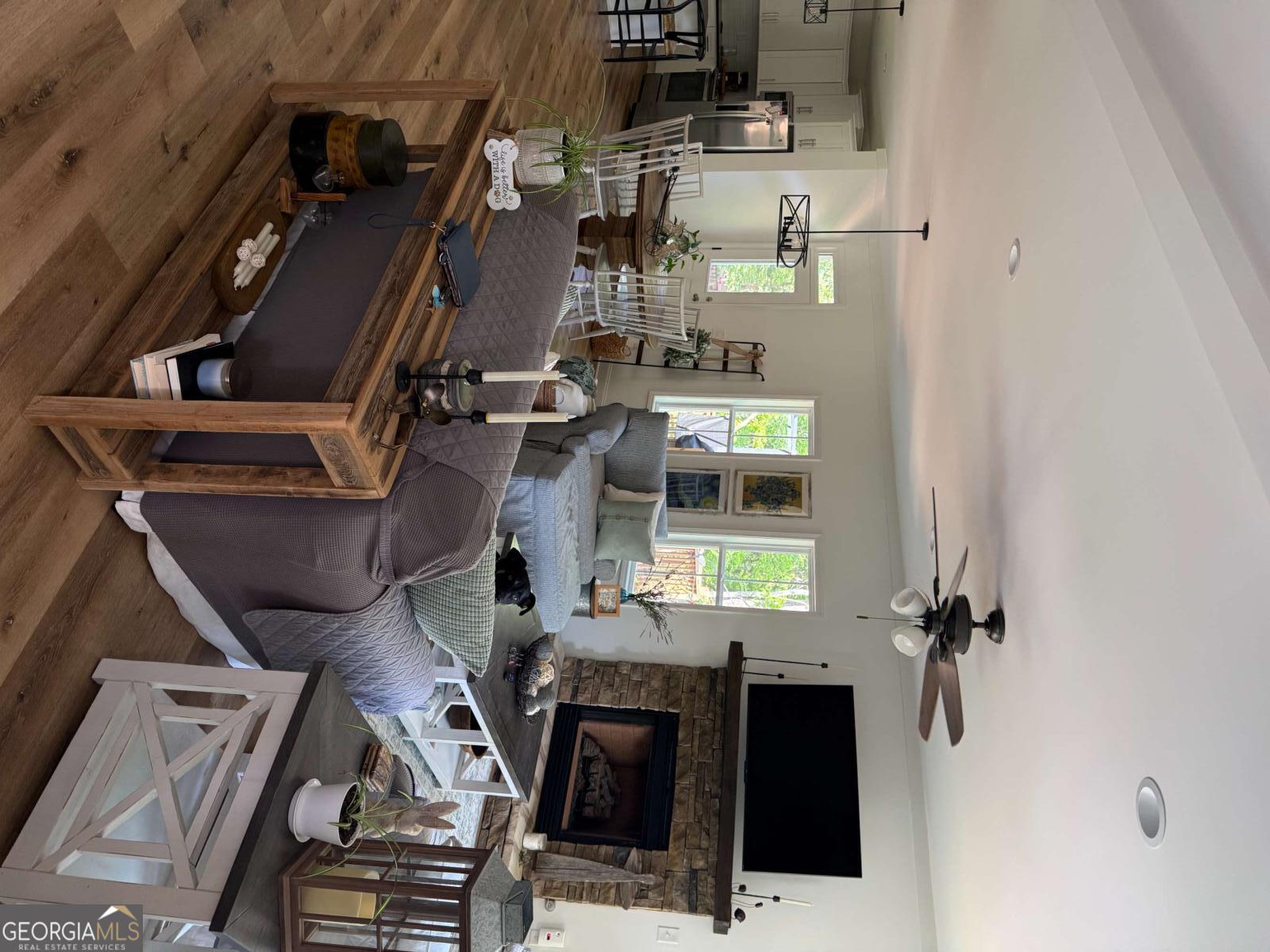 Lanier Atlanta - Residential