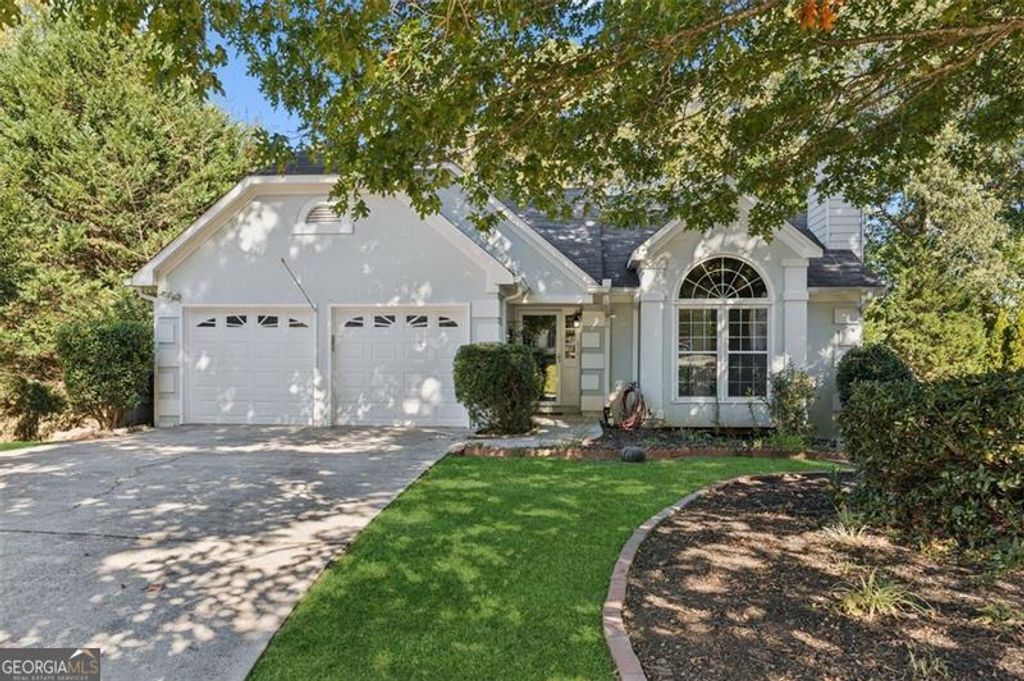 Photo of 2470 Jakin Way, Suwanee, GA 30024 (MLS # 10632300)