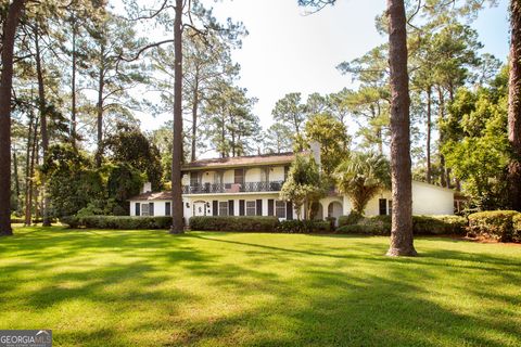 Photo of 706 Cherokee Circle, Waycross, GA 31501 (MLS # 10587276)