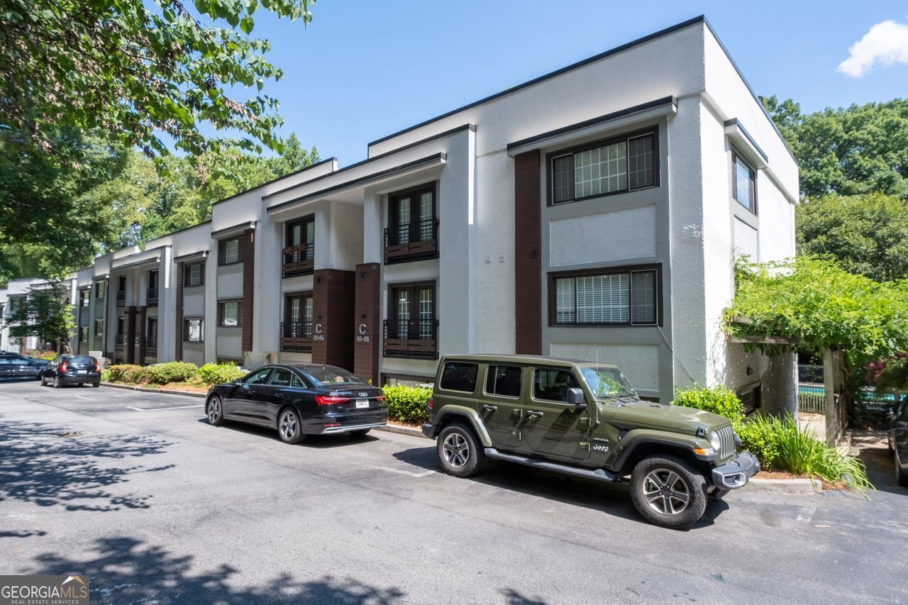 1445 Monroe DR NE C-45