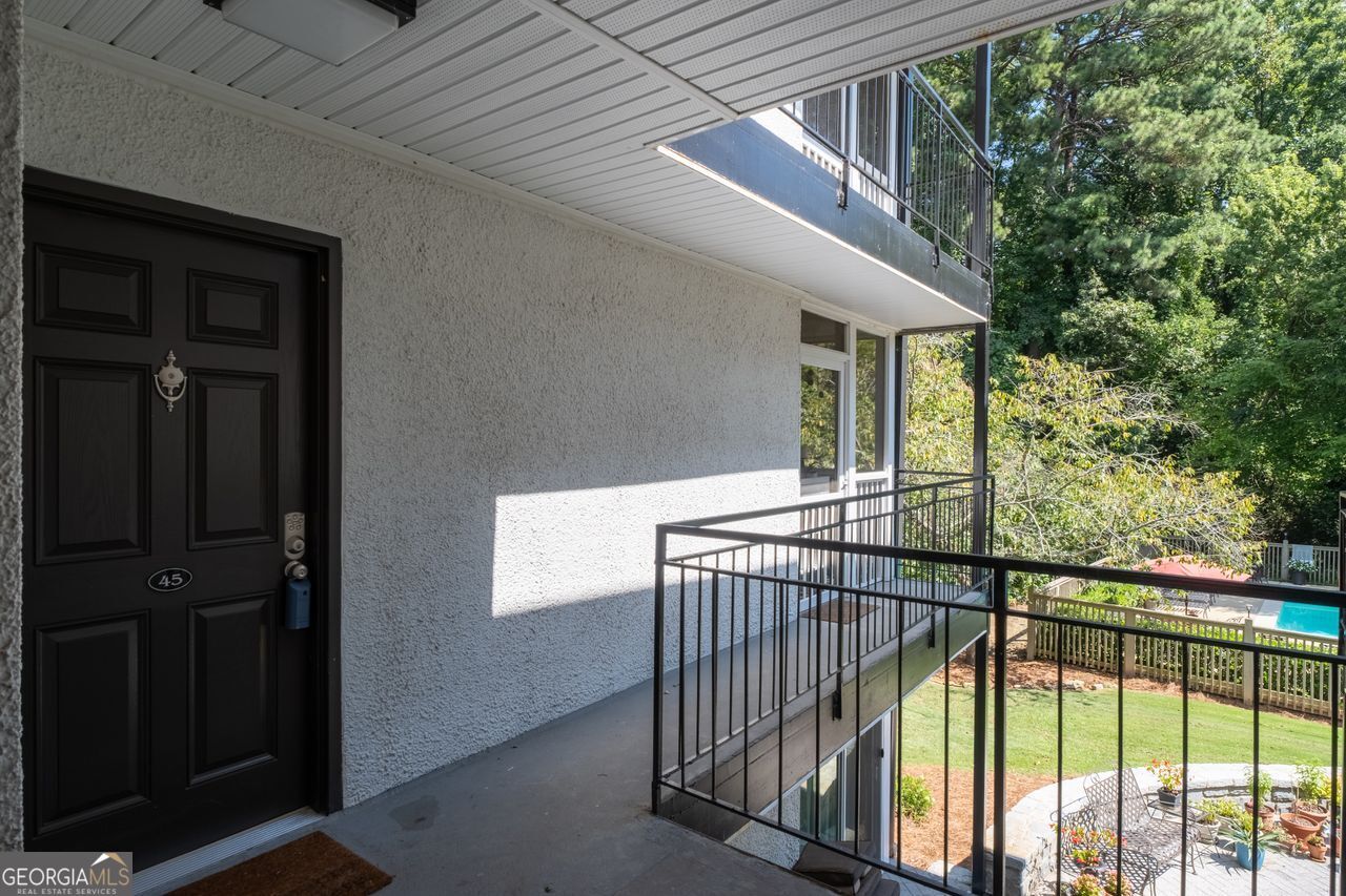 1445 Monroe DR NE C-45